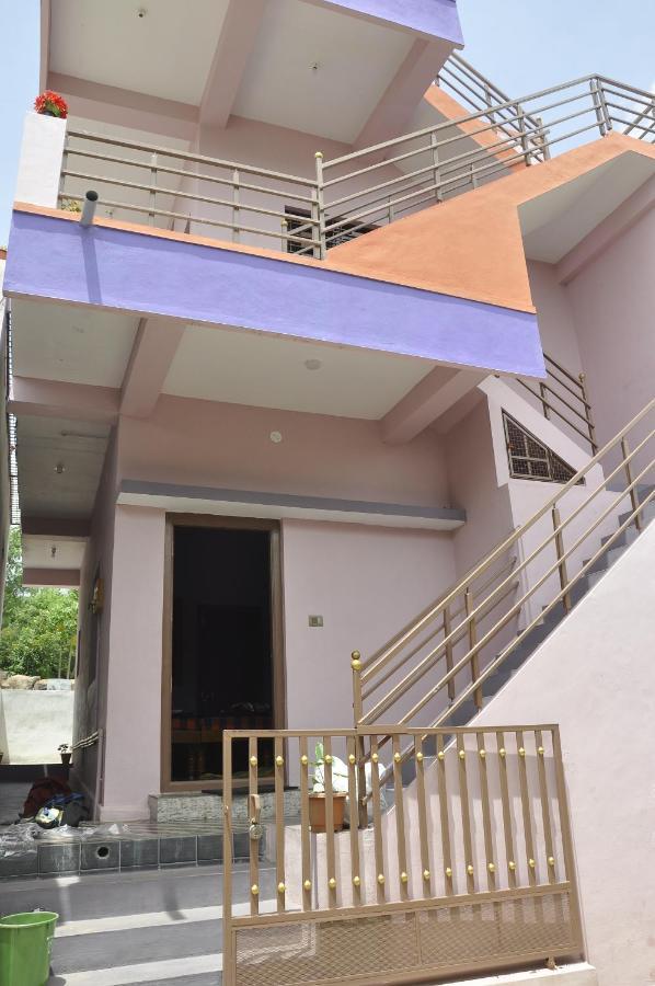 Classic Homestay Hampi Dış mekan fotoğraf